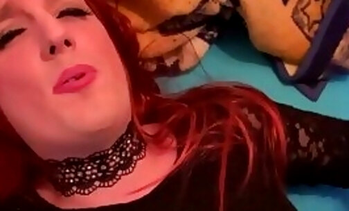 Sexy redhead crossdresser get some anal