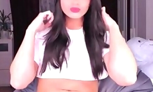 black hair tranny hottie masturbates her big dick on webcam