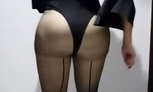 KarlitaTVMex in sexy stockings