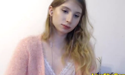 SEXy Russian tranny webcam