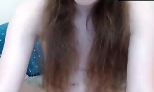 smile cutie and glbuttes jaks her penis on webcam
