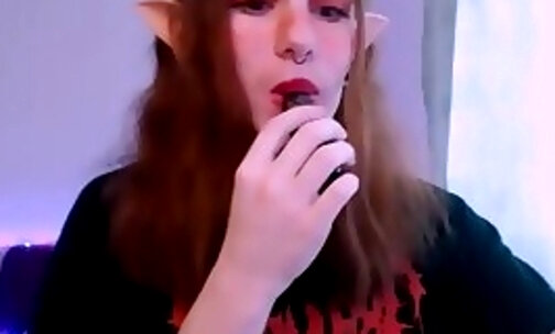 Redhead Elf's Cam