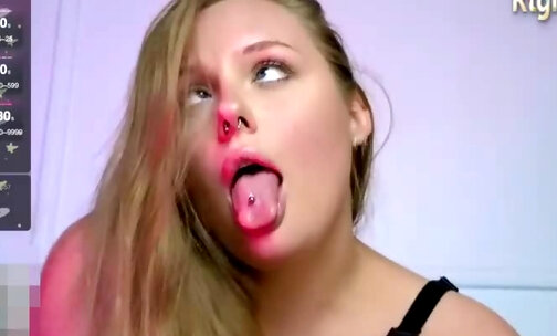 shy russian teen chubby tgirl masturbates on webcam