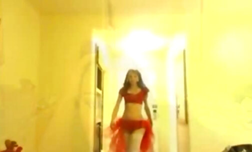 Beauty dancing so sexy, with a little surprise in the end
