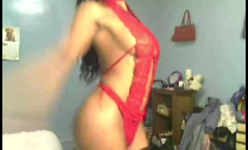 Sultry Latina Webcam Chic Dancing