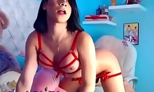 big tits trans babe tugs her cock on webcam