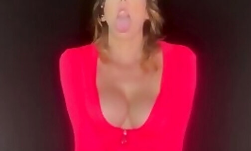 Hot Trans MILF Ahegao to get your CUM