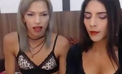 seductive duo lips with suck